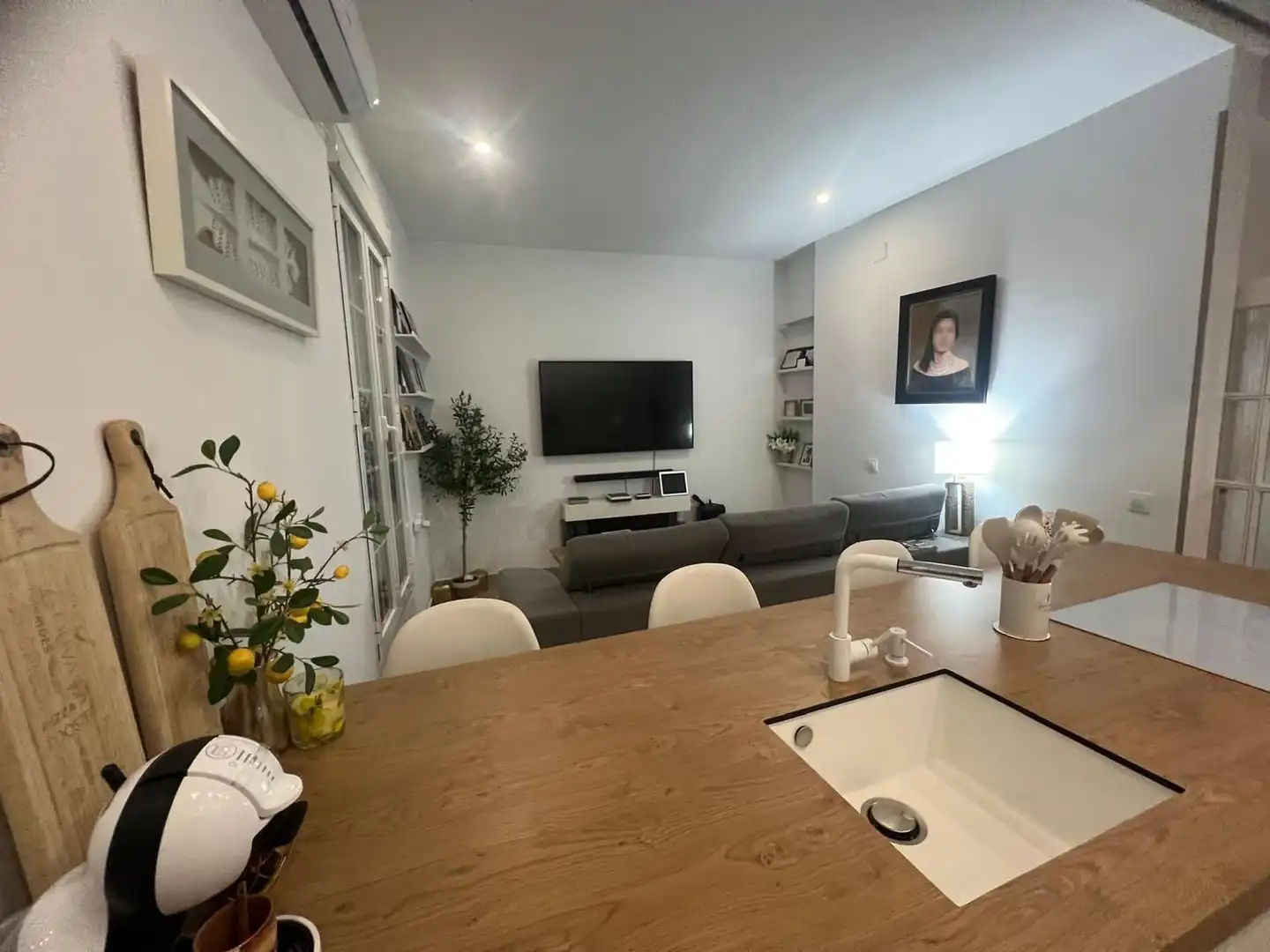 Wohnzimmer von Wohnung zum Verkauf in Jerez de la Frontera mit Klimaanlage und Privatgarten