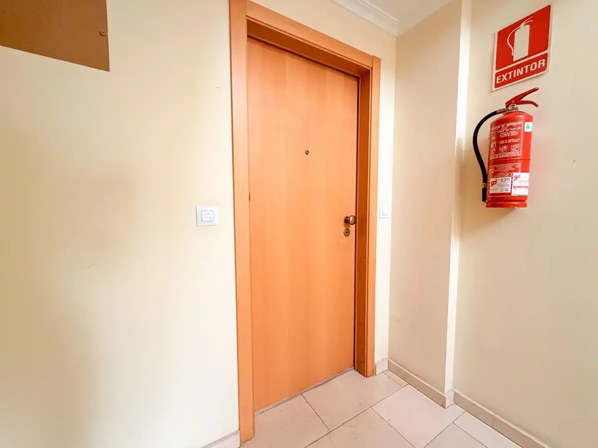 Wohnung zum Verkauf in Dénia mit Klimaanlage, Heizung und Terrasse