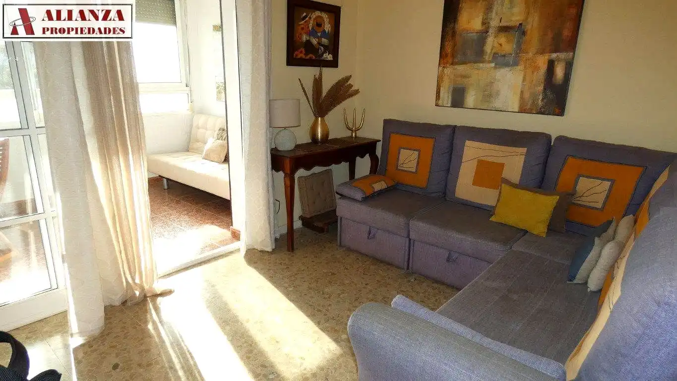 Wohnung mit Pool zur Miete in Churriana