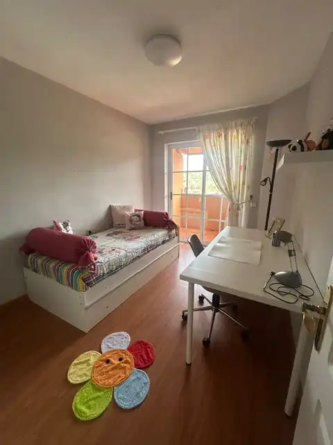Dormitori de Casa adosada en venda en Arucas amb Jardí privat, Terrassa i Traster