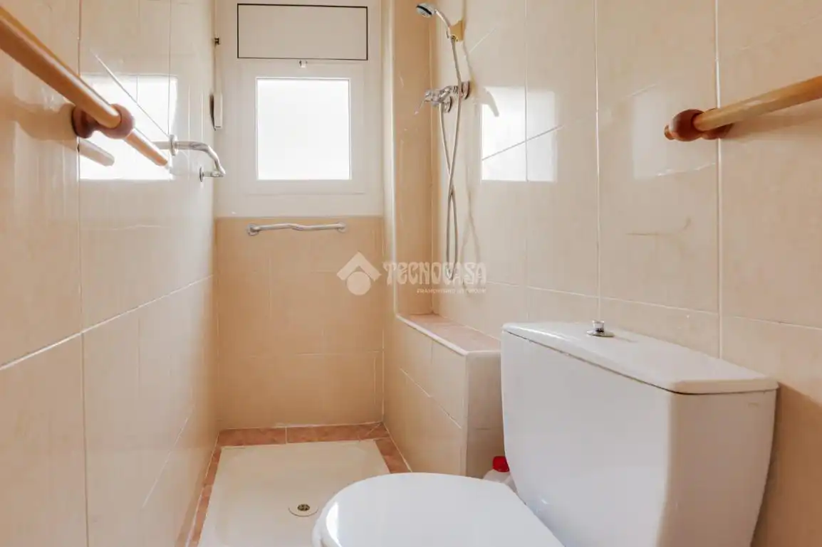 Baño de Piso en venta en Granollers con Aire acondicionado y Balcón