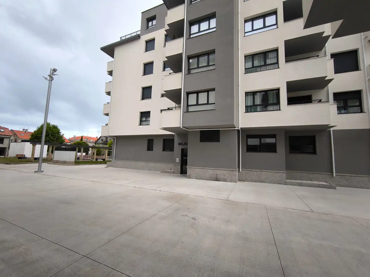 Vista exterior de Piso en venta en Vilagarcía de Arousa con Calefacción, Terraza y Trastero