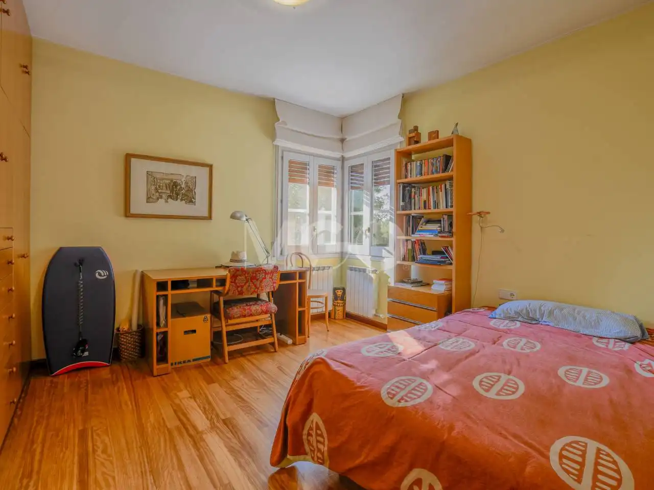 Dormitori de Casa o xalet en venda en Tavèrnoles amb Calefacció, Jardí privat i Parquet