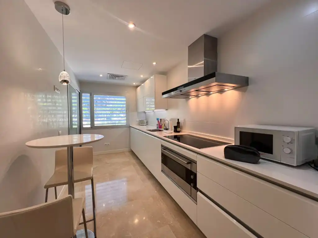 Apartamento con terraza en venta en Portals Nous, imagen 4