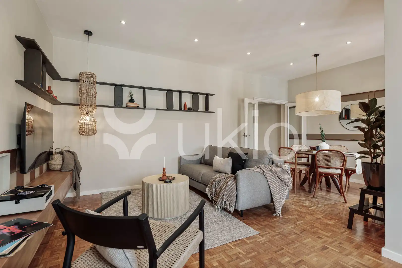 Living room of Apartments for rent in Barcelona  with Air Conditioner, Heating and Furnished