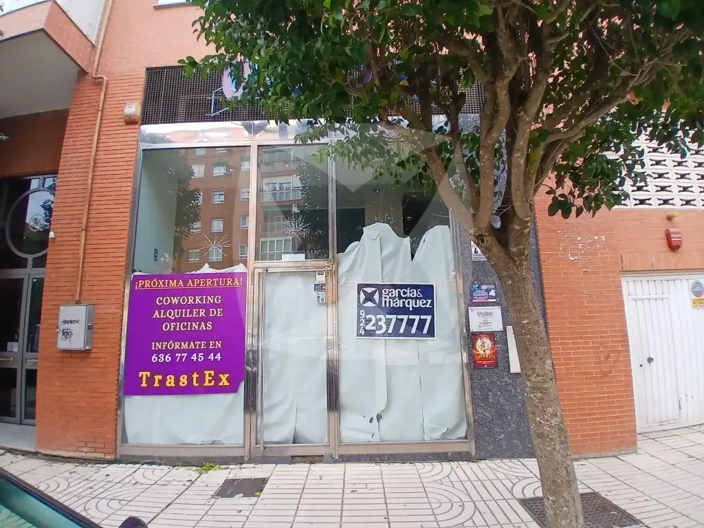 Vista exterior de Local de alquiler en Badajoz con Aire acondicionado