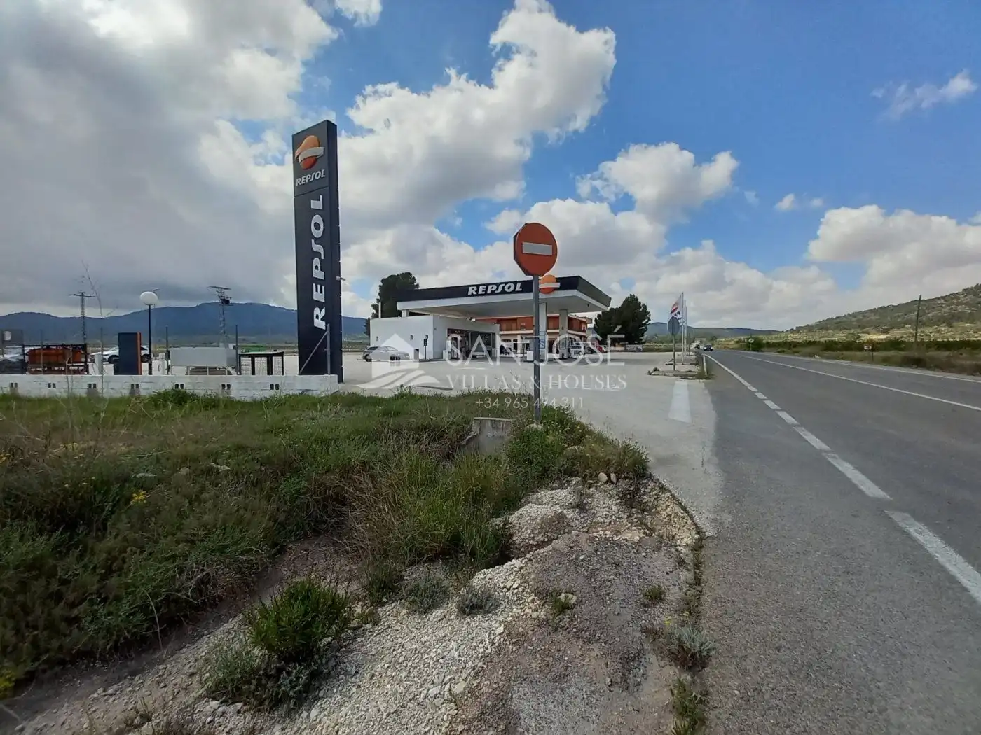 Land for sale in Monóvar  / Monòver