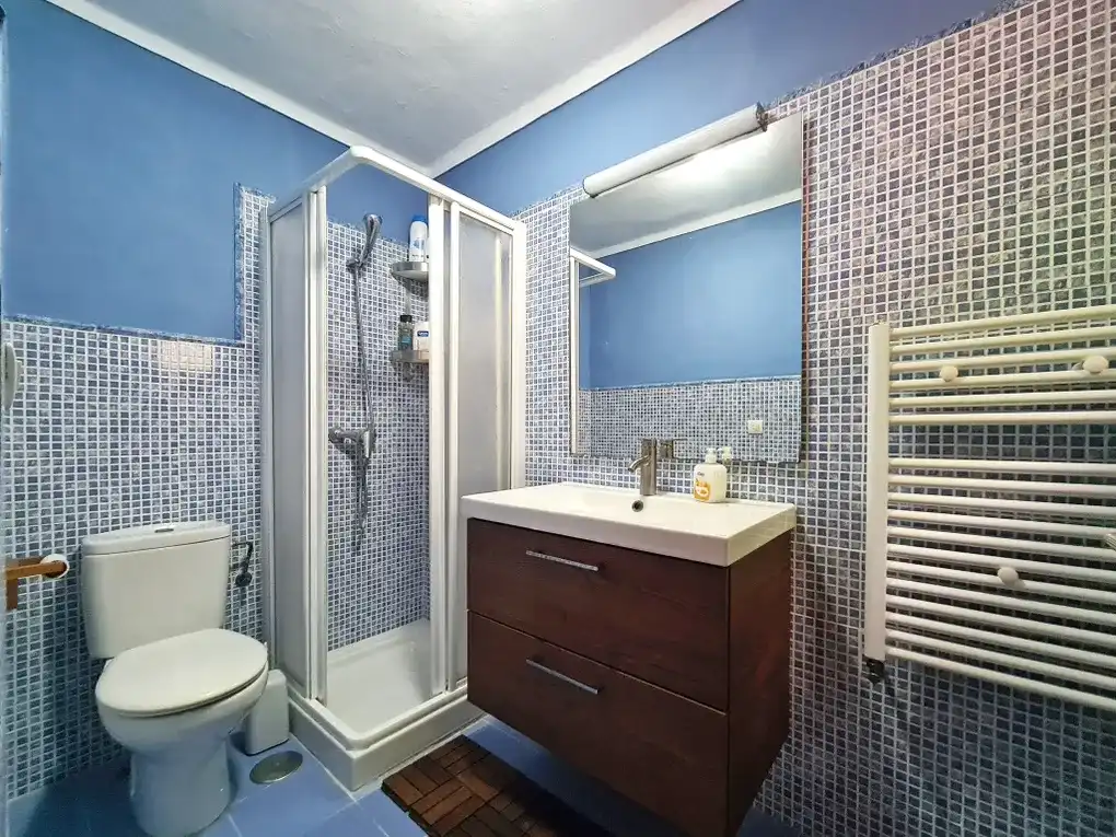 Baño de Casa o chalet en venta en Pravia con Calefacción, Jardín privado y Terraza