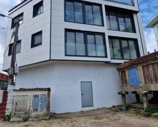 Vista exterior de Pis en venda en Cangas 