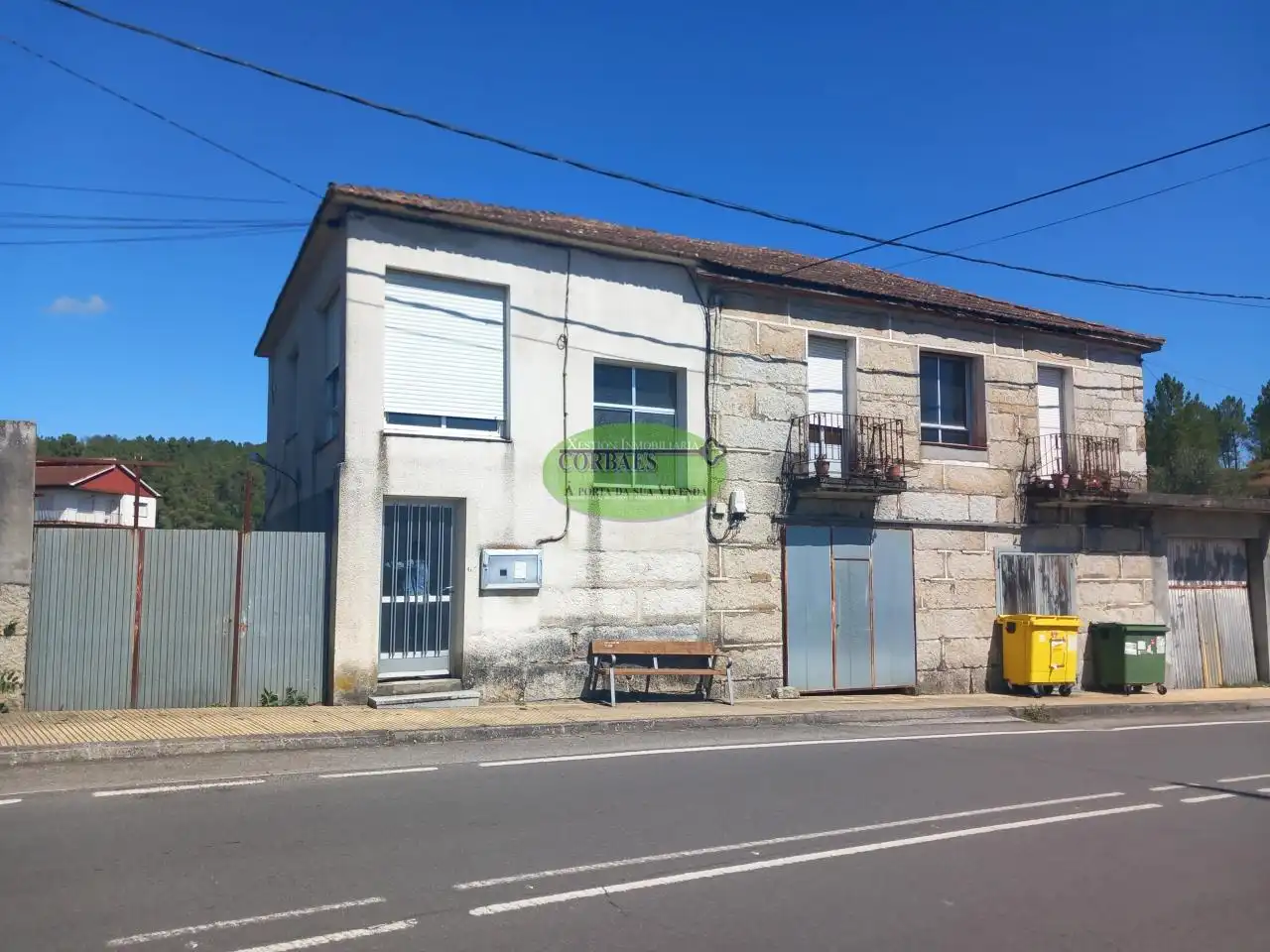 Maison avec terrasse à vendre à Toén