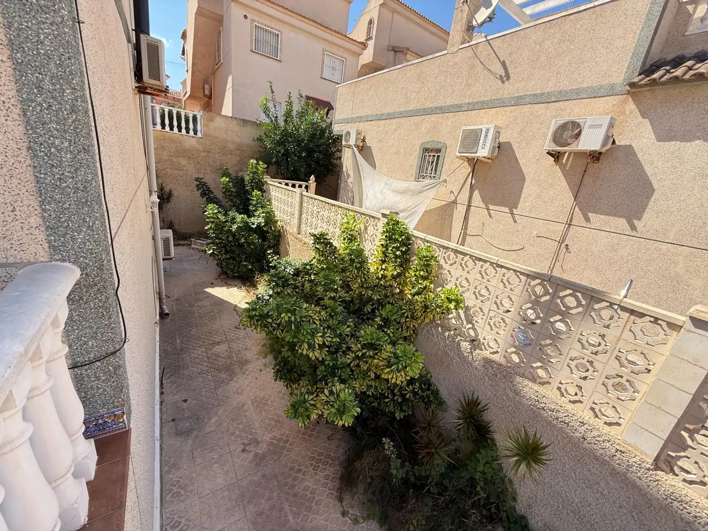 Jardí de Casa o xalet en venda en San Miguel de Salinas amb Jardí privat i Piscina comunitària