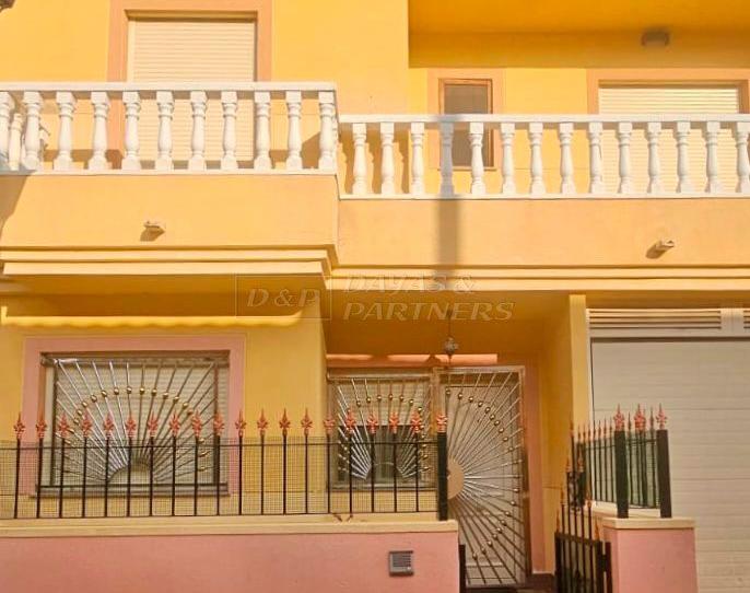 Foto 1 de Casa adosada en venda a Montepinar - La Aparecida - Raiguero, Alicante