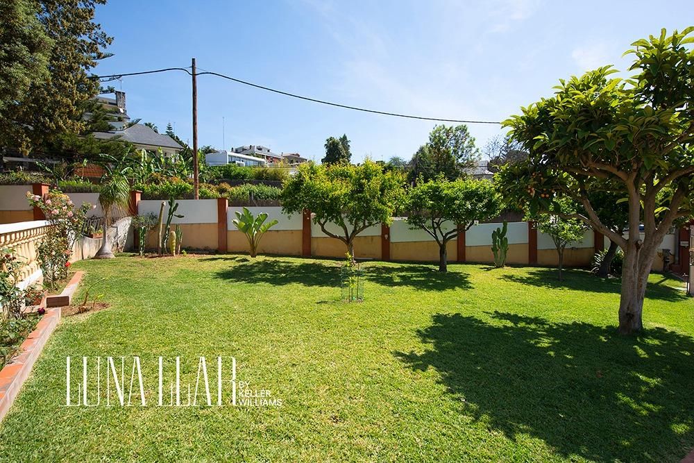 Jardí de Casa o xalet en venda en Gavà amb Jardí privat i Traster