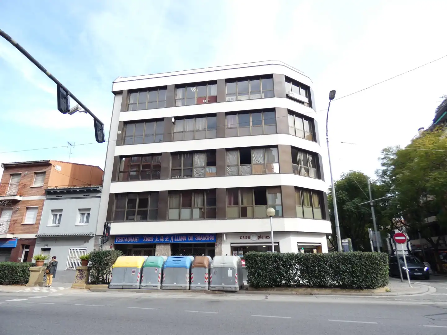 Vista exterior de Pis en venda en Cerdanyola del Vallès amb Aire condicionat, Calefacció i Moblat