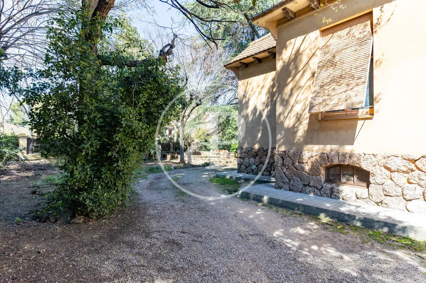 Houses for sale in Carrer d'Àngel Guimerà, L'Eixample