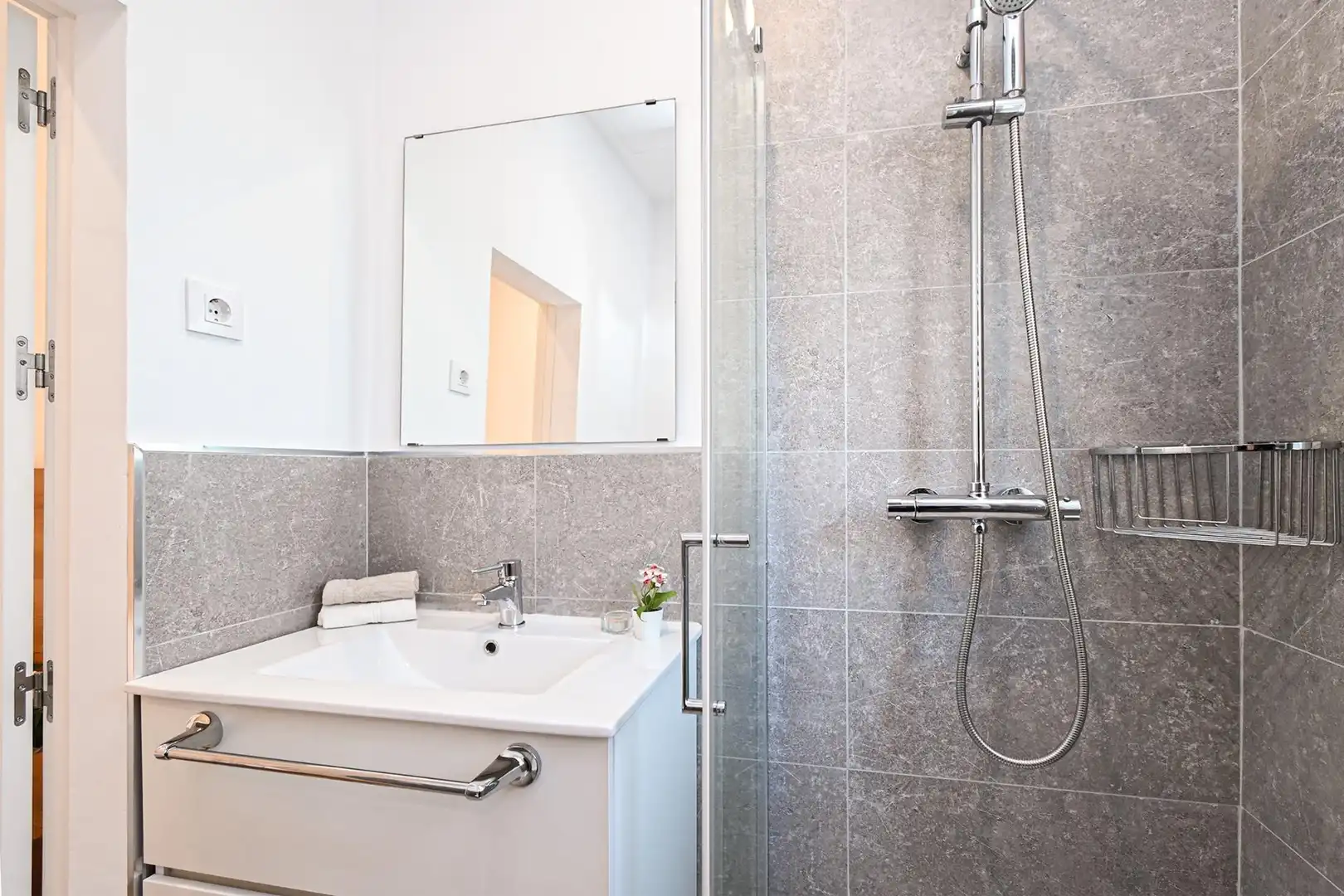 Badezimmer von Wohnung zum Verkauf in  Palma de Mallorca mit Klimaanlage, Terrasse und Abstellraum