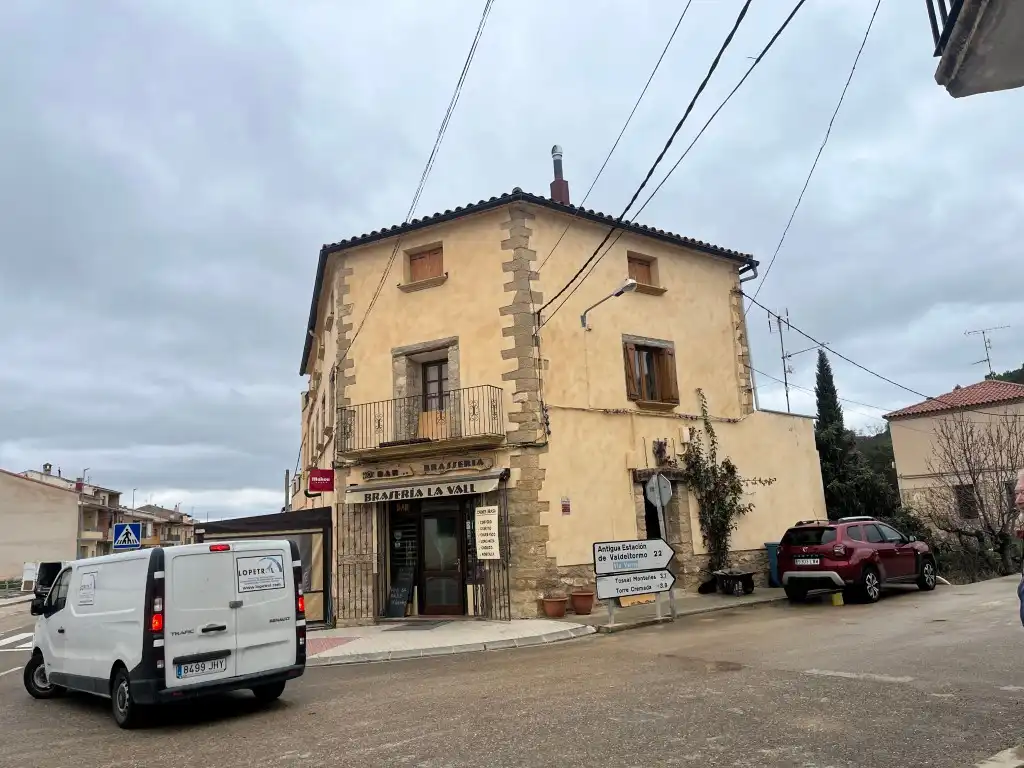 Finca rústica en venta en Valdeltormo con Calefacción, Jardín privado y Terraza