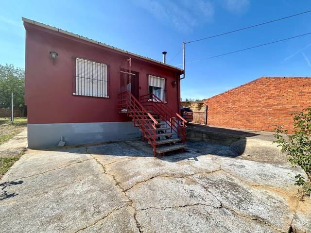 Finca rústica en Venta en Benavides