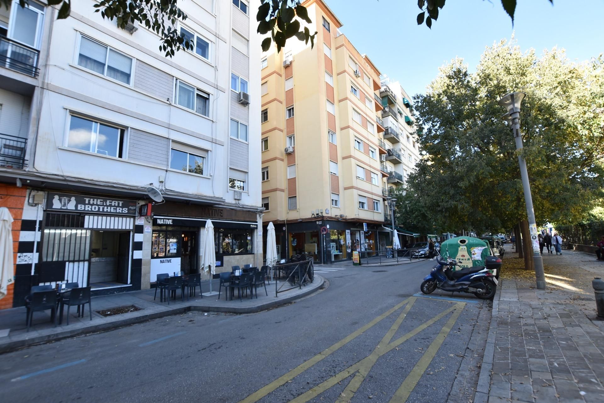 Vista exterior de Local de lloguer en  Granada Capital