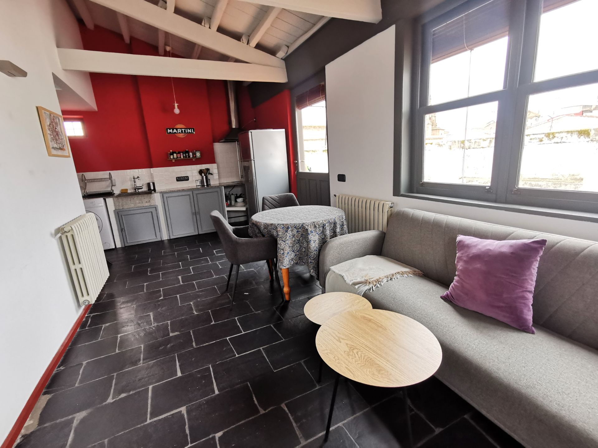 Sala d'estar de Àtic de lloguer en Salamanca Capital amb Calefacció, Terrassa i Moblat