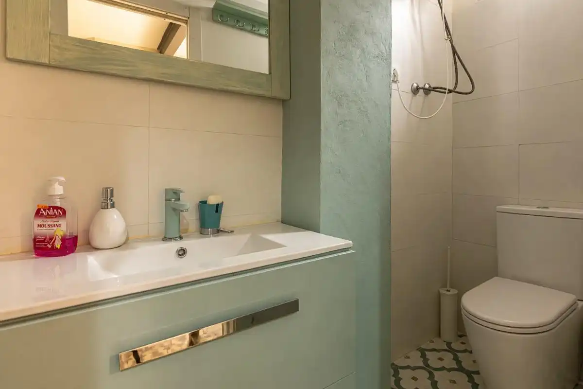Bathroom of Houses for sale in Oliva  with Air Conditioner, Heating and Private garden