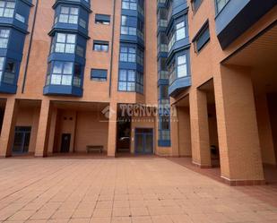 Exterior view of Flat for sale in  Madrid Capital  with Air Conditioner, Heating and Parquet flooring
