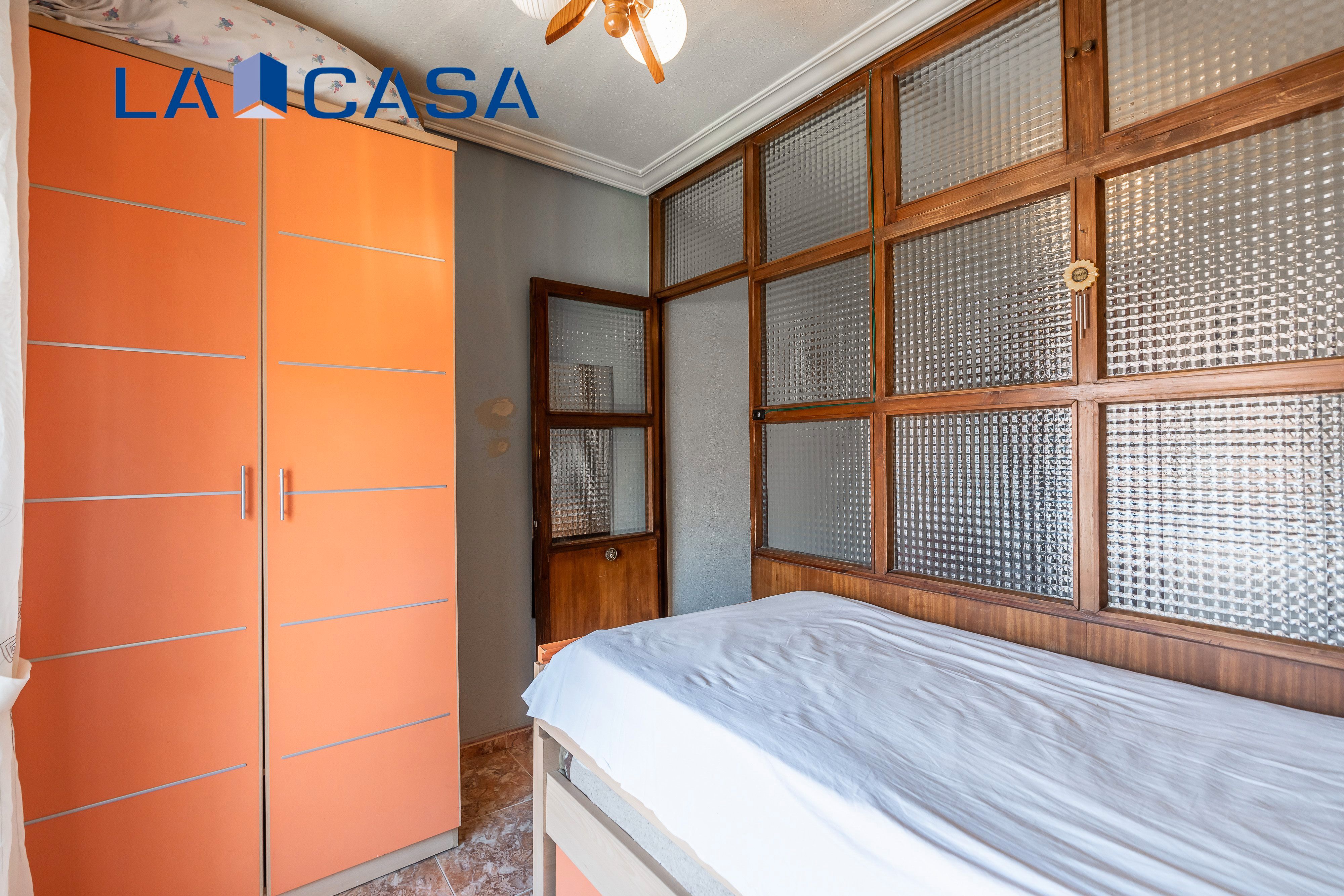 Bedroom of Flat for sale in  Madrid Capital  with Heating and Terrace