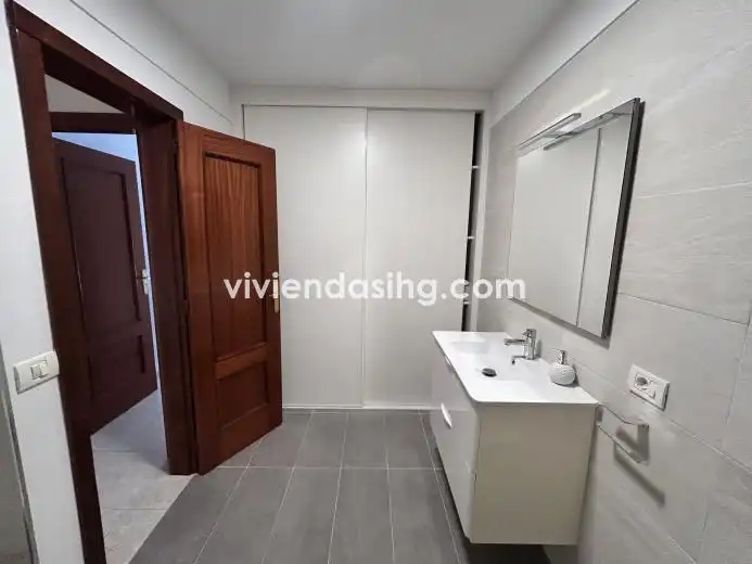 Baño de Planta baja de alquiler en Puerto de la Cruz con Terraza, Amueblado y Horno