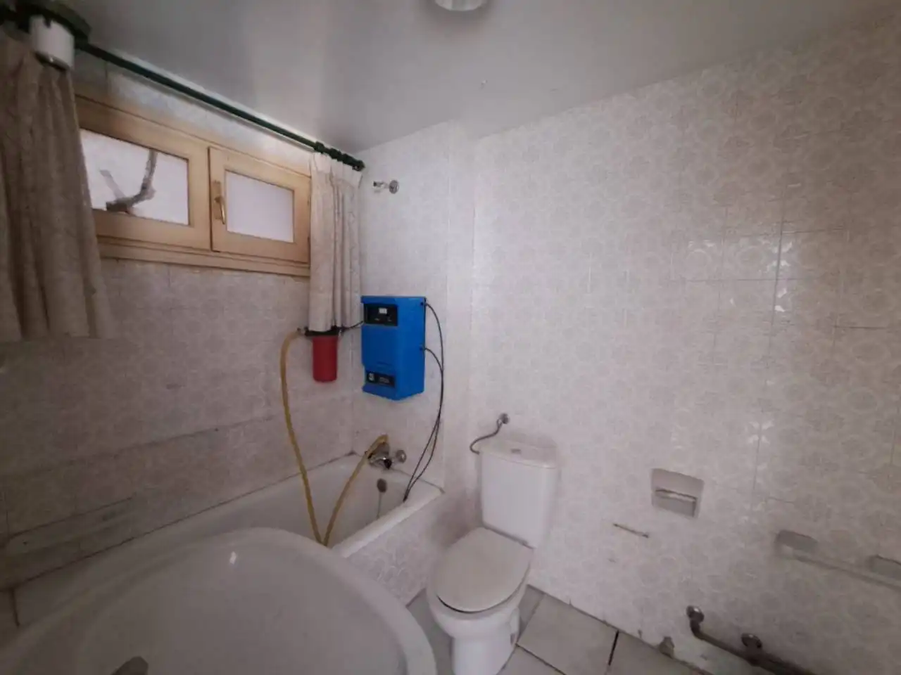 Baño de Piso en venta en Burgos con Calefacción y Alarma