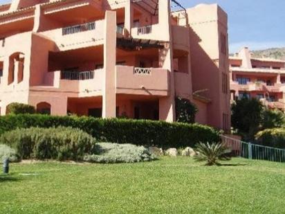 Vista exterior de Apartament en venda en Finestrat amb Aire condicionat, Traster i Piscina comunitària