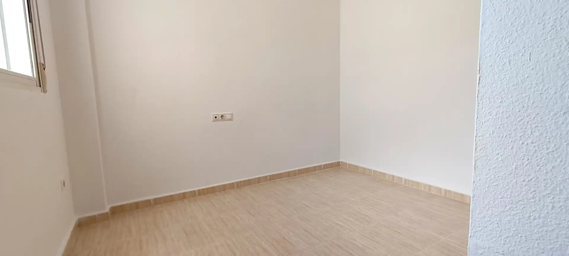 Flat for sale in Alicante / Alacant  with Balcony and Community pool