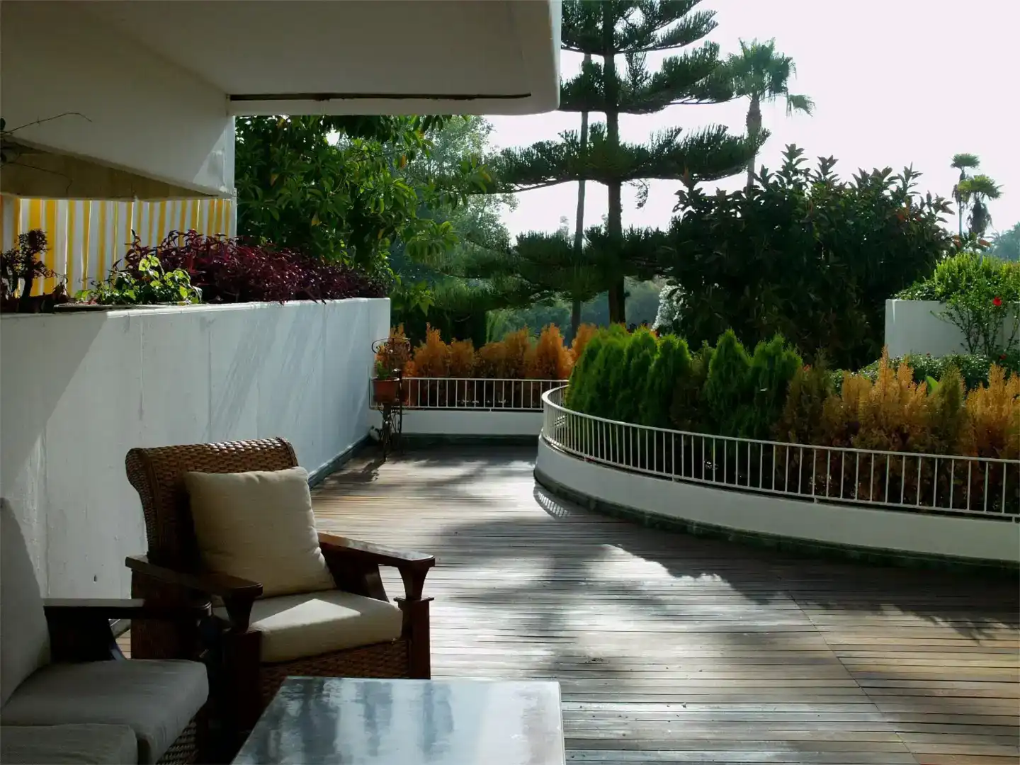 Terrasse von Wohnung zur Miete in Marbella mit Klimaanlage, Schwimmbad und Balkon