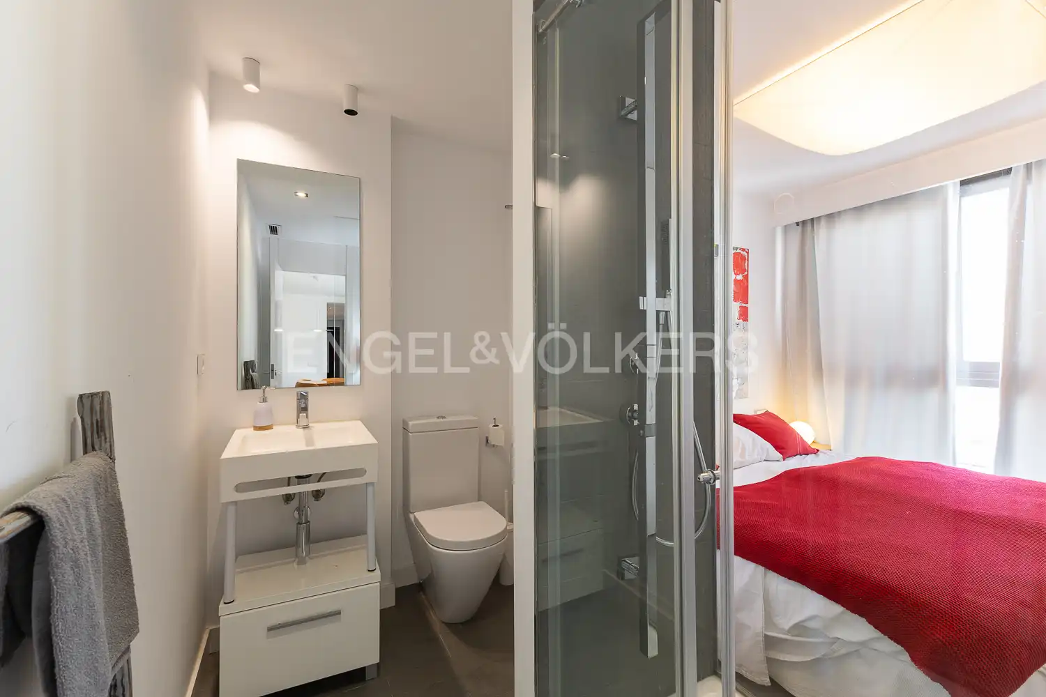 Wohnung zur Miete in Calle Isabel de Villena, La Malva-rosa
