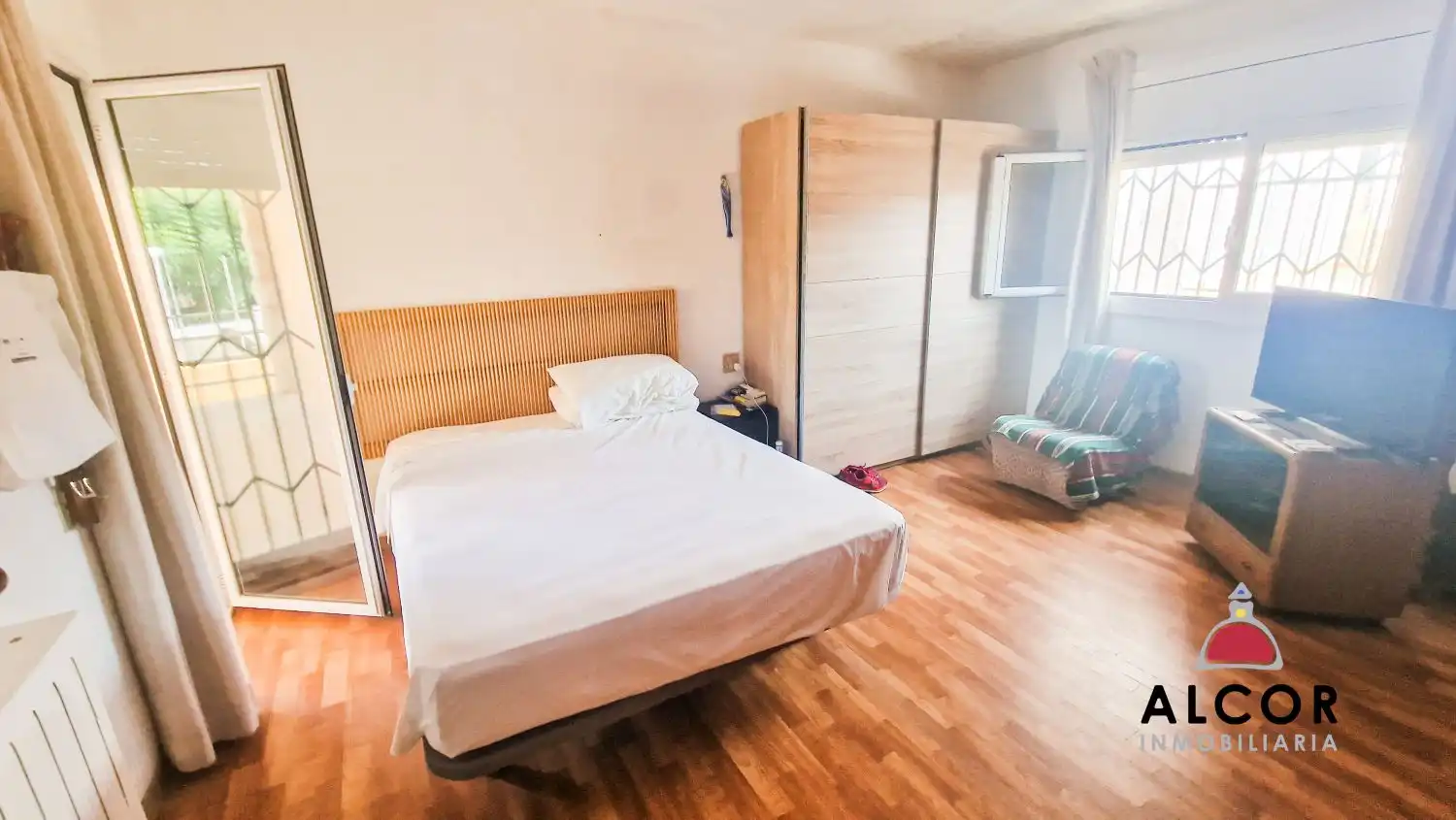 Chalet con jardín en venta en Zona Papa Luna - Platja del Gurugú, imagen 27