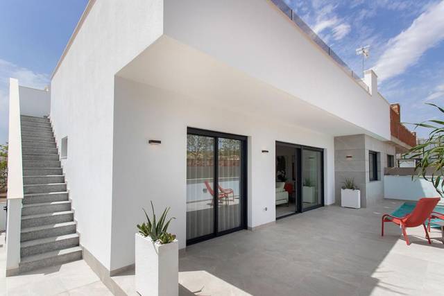 Casa adosada en Venta en Sucina