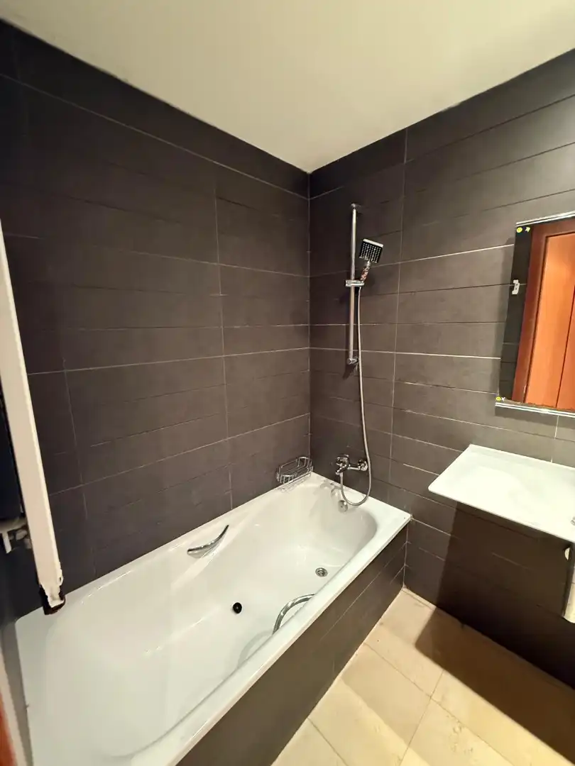 Baño de Piso en venta en Llinars del Vallès con Calefacción, Horno y Balcón