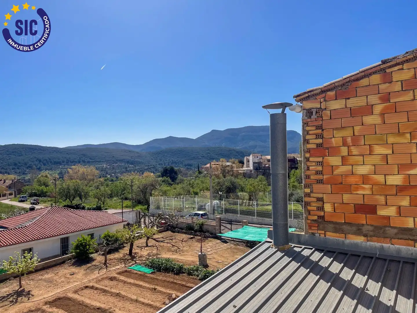 Terrasse von Maisonette zum Verkauf in Chera mit Heizung, Privatgarten und Balkon