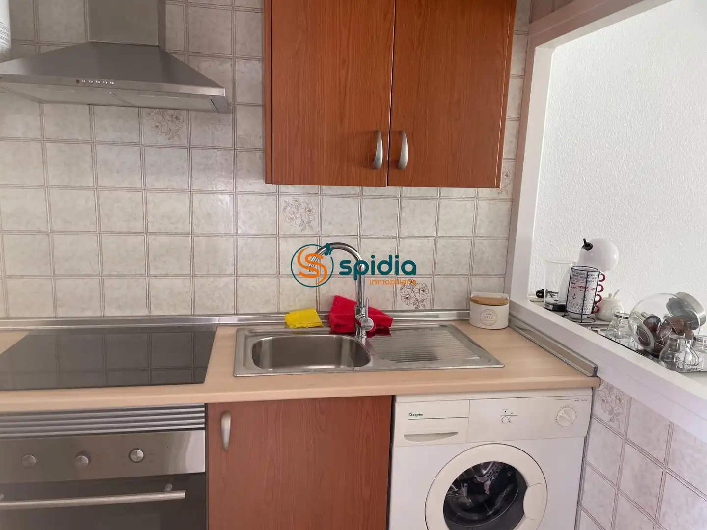 Cocina de Apartamento de alquiler en Águilas con Balcón