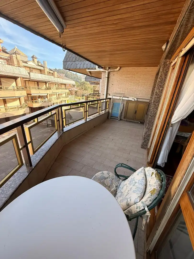 Terraza de Apartamento de alquiler en Laredo con Calefacción, Terraza y Amueblado