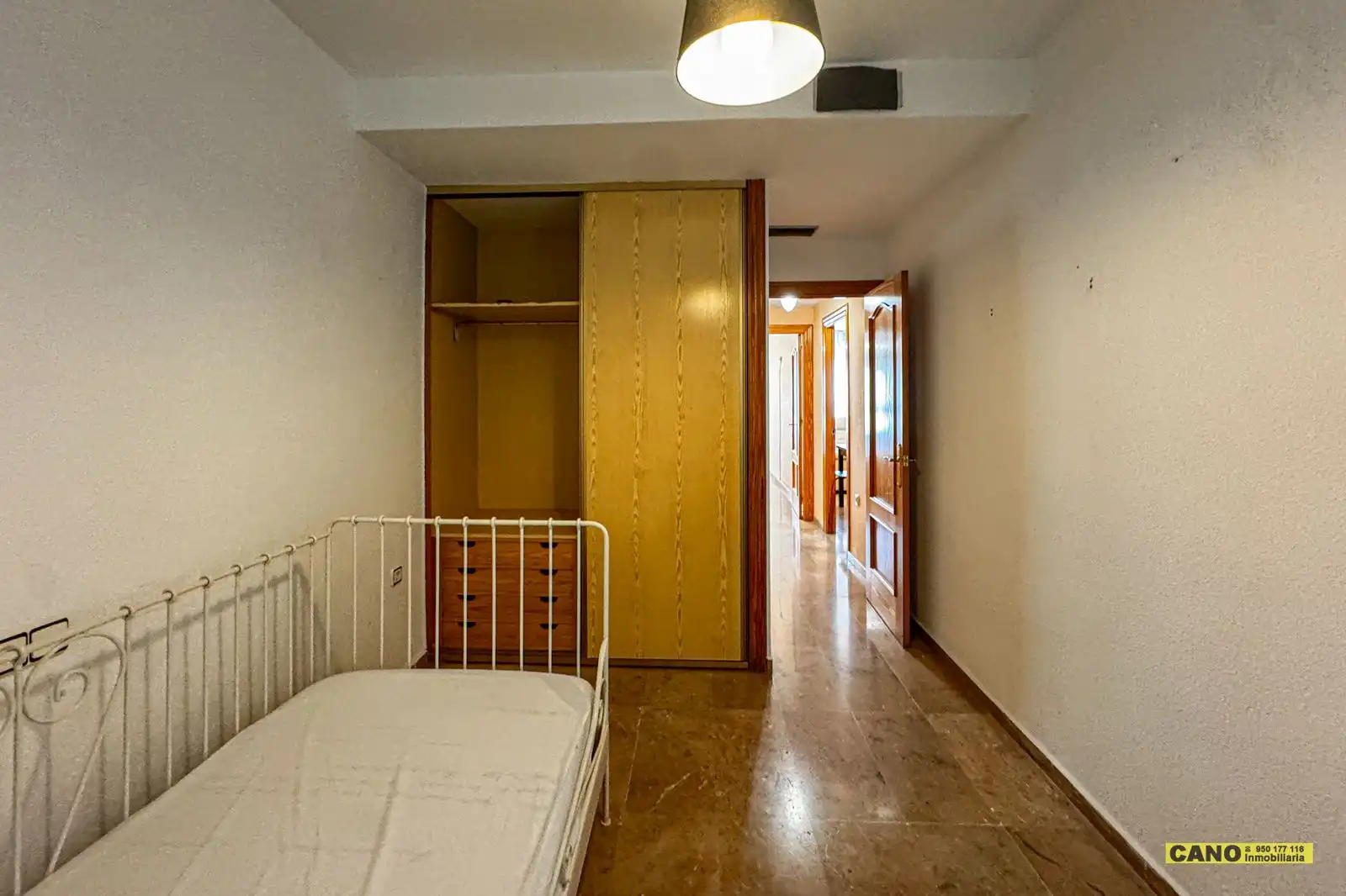 Habitación de Piso en venta en Almería con Trastero