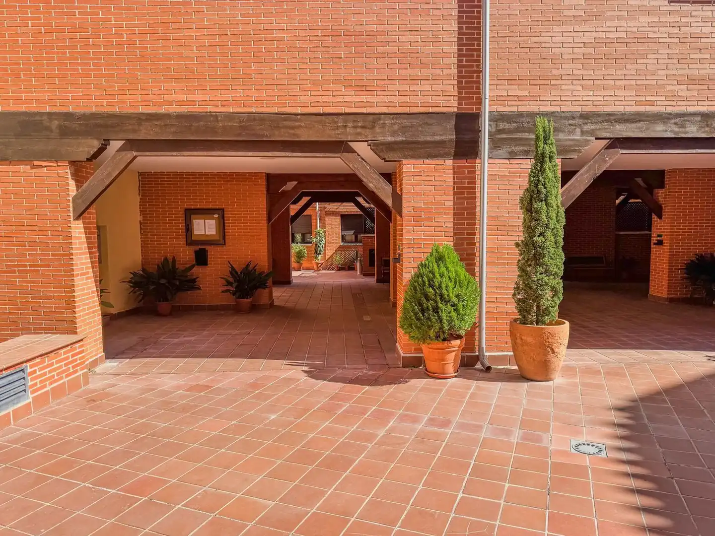 Piso en venta en Alcalá de Henares con Aire acondicionado, Calefacción y Trastero