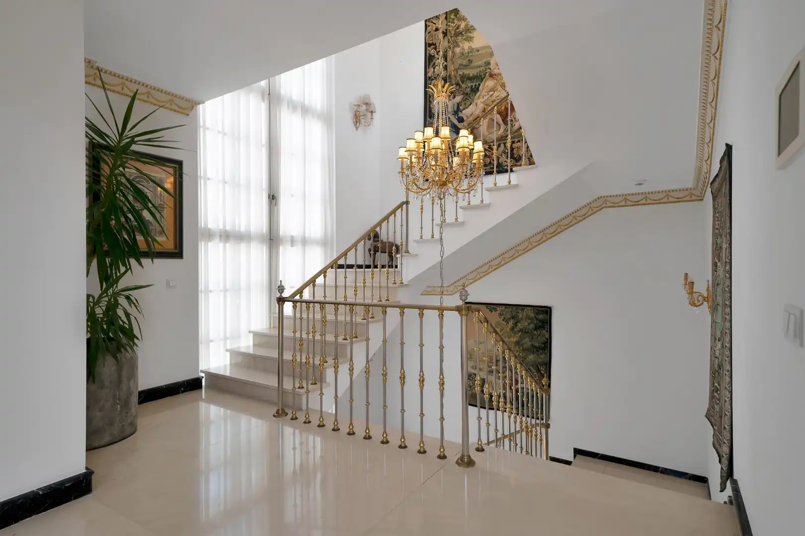 Haus oder Chalet zur Miete in Marbella mit Heizung, Privatgarten und Terrasse