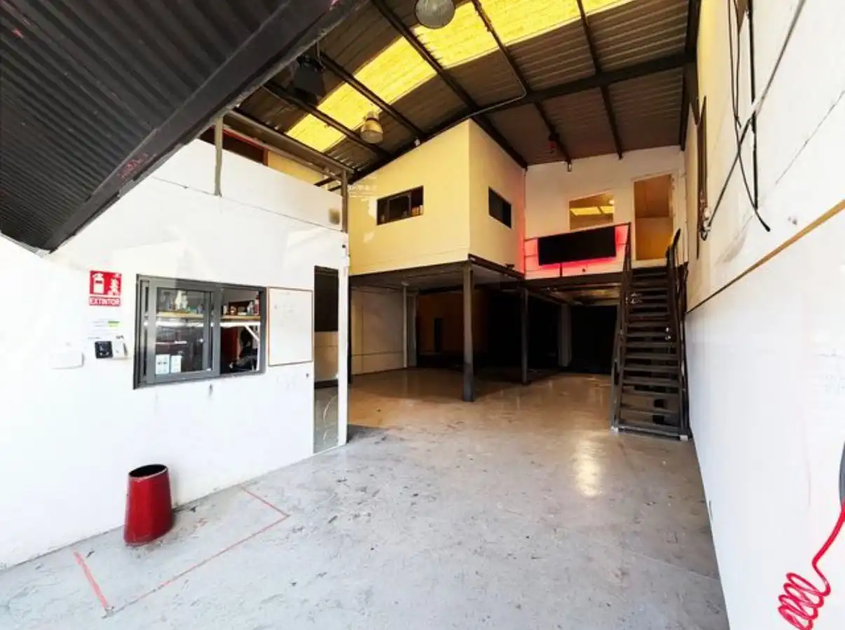 Nau industrial en venda a Marbella Centro