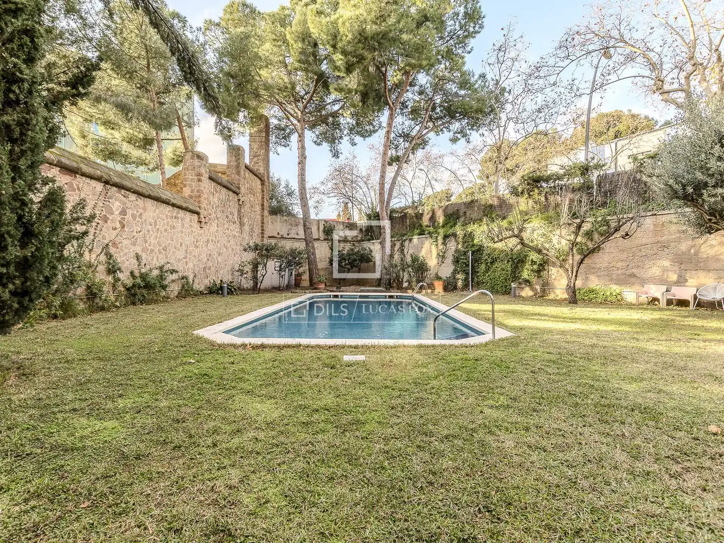 Garten von Wohnung zum Verkauf in Barcelona mit Klimaanlage, Heizung und Privatgarten