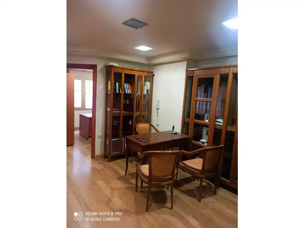 Bureau avec ascenseur à louer à Centro