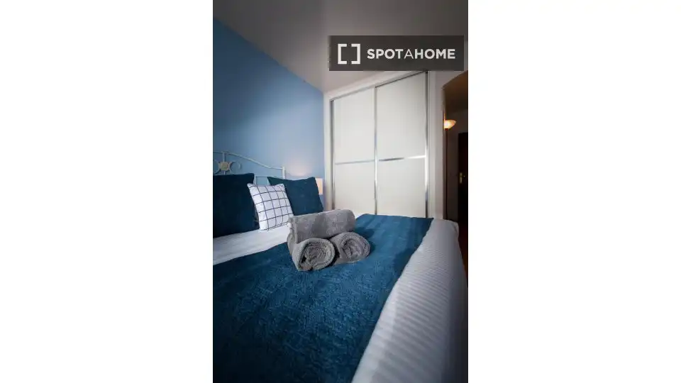 Habitación de Apartamento para compartir en Mijas con Aire acondicionado, Terraza y Amueblado
