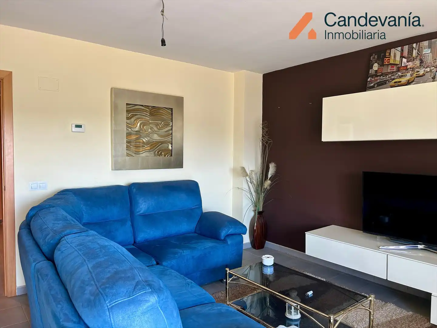 Sala d'estar de Casa adosada en venda en San Mateo de Gállego amb Aire condicionat, Calefacció i Jardí privat
