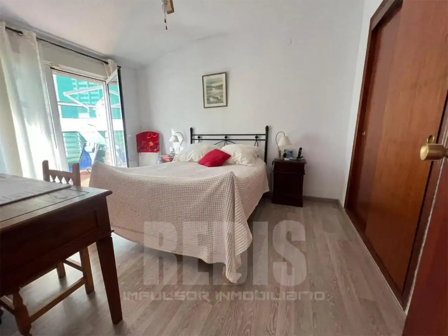 Dormitori de Casa o xalet en venda en Benidorm amb Aire condicionat, Piscina i Balcó