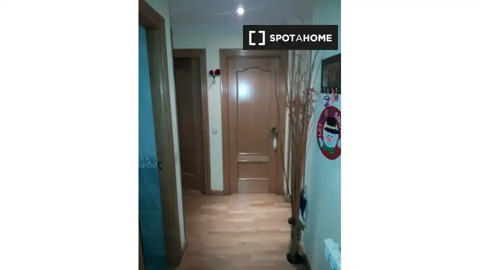 Room in Ciudad 10
