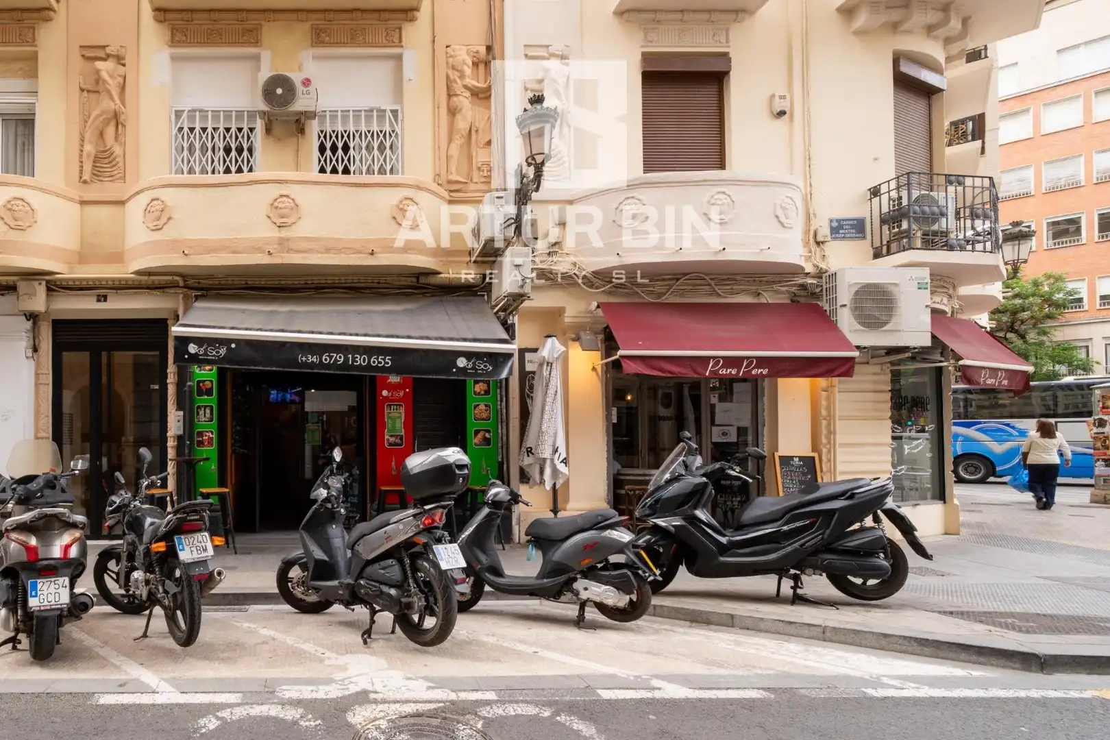 Vista exterior de Local de lloguer en Valencia amb Aire condicionat